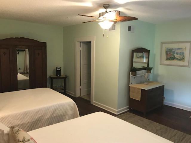 Lake Minneola Inn Bagian luar foto